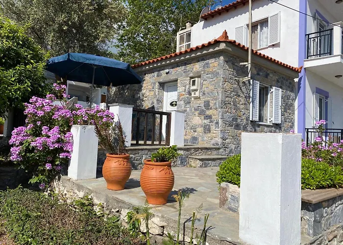 Christina Traditional House